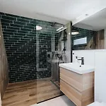 Woodparadise بيت للعطل