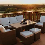 Woodparadise بيت للعطل