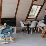 Woodparadise بيت للعطل *