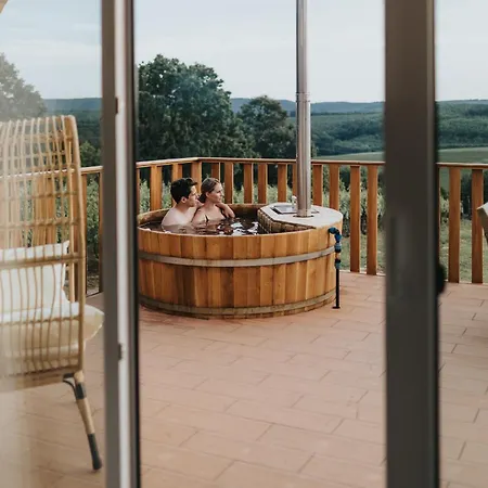 Woodparadise 別荘 *