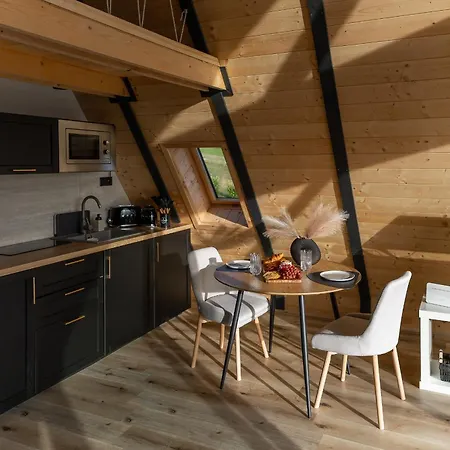 Woodparadise بيت للعطل *